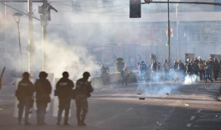 Bolivia miners clash with police in anti-government