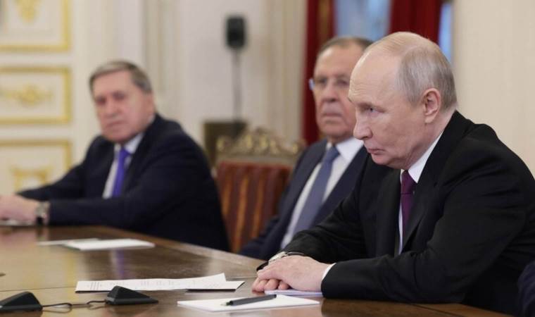 Putin sends Victory Day messages marking World War II