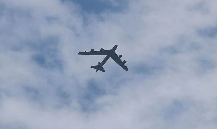 8 people dead in B-52 bomber crash in California