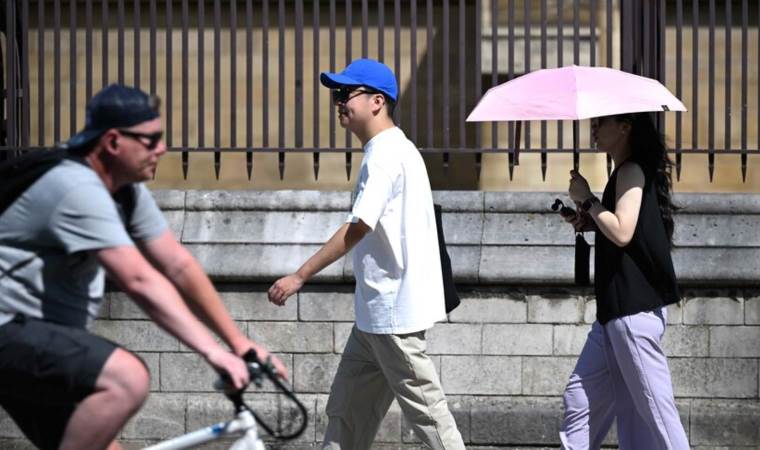 Red Cross urges vigilance as heat wave raises health Red Cross urges vigilance as heat wave raises health