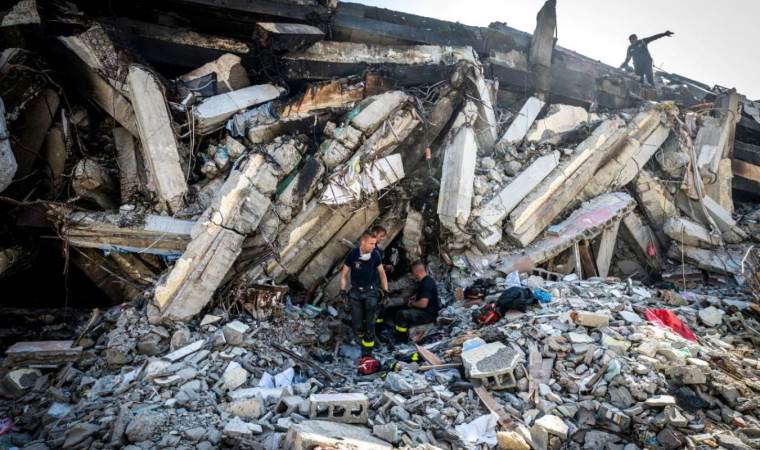 Venezuela earthquake death toll rises to 2,595, with Venezuela earthquake death toll rises to 2,595, with