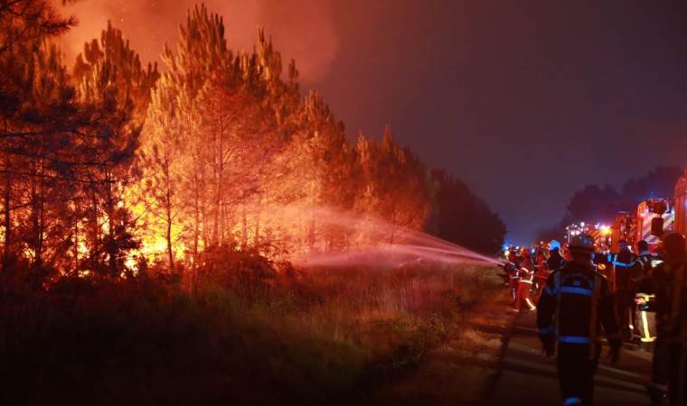 France, Spain continue wildfire battle as heat wave France, Spain continue wildfire battle as heat wave
