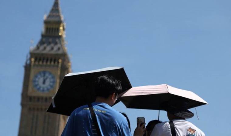 Heat alerts upgraded across England as temperatures set Heat alerts upgraded across England as temperatures set