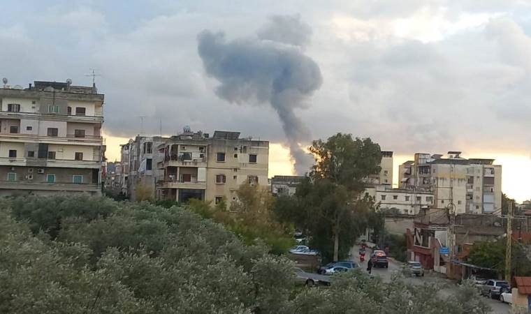 Israeli strikes trigger new wave of displacement in Israeli strikes trigger new wave of displacement in