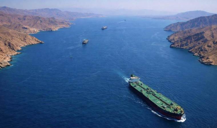 Iran, Oman near deal to reopen Strait of Hormuz: Report