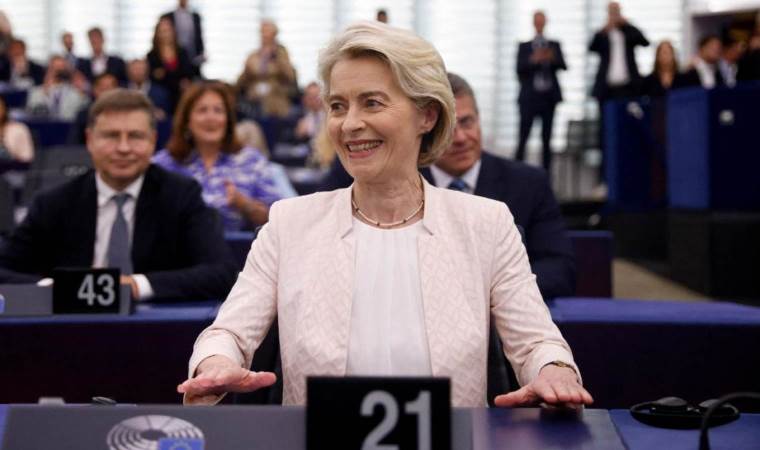 EU Commission chief calls for new European Security