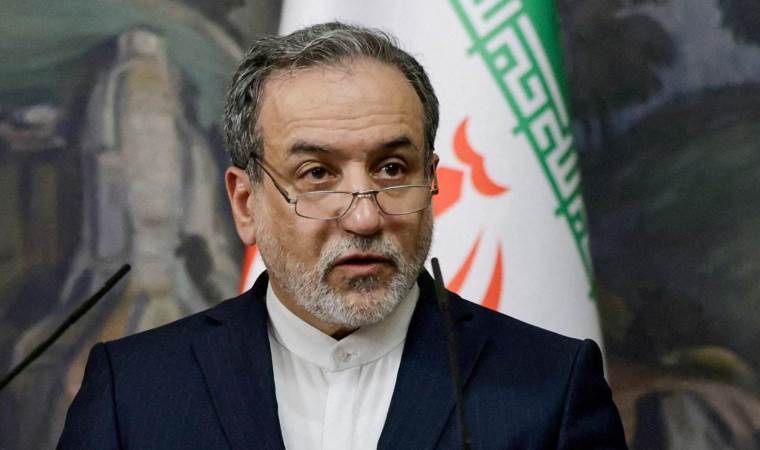 Araghchi says Iran awaits formal US response on Hormuz Araghchi says Iran awaits formal US response on Hormuz